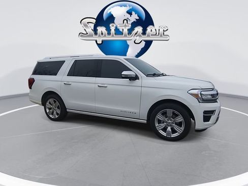 Used 2023 Ford Expedition Max Platinum image 2