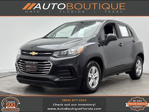 Used 2019 Chevrolet Trax LS FWD image 1