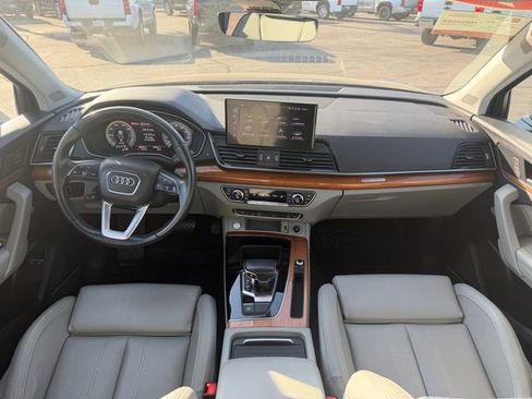 Used 2021 Audi Q5 e Premium Plus w/ Premium Plus Package AWD/4WD image 18