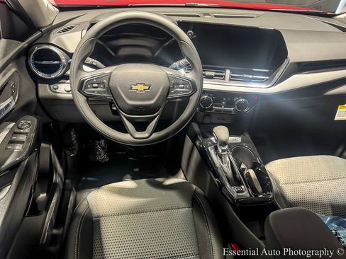 New 2026 Chevrolet Trax LT FWD image 14