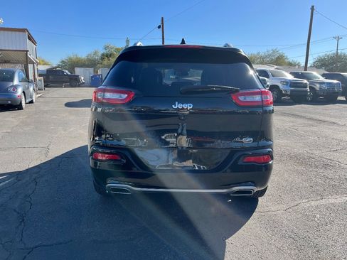 Used 2018 Jeep Cherokee Overland w/ Technology Group image 6