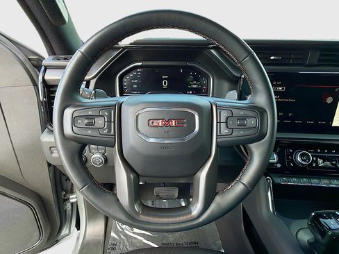 Used 2024 GMC Sierra 1500 AT4 w/ AT4 Preferred Package AWD/4WD image 40