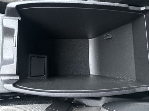 Certified 2022 Ford Escape SE w/ Cold Weather Package image 34