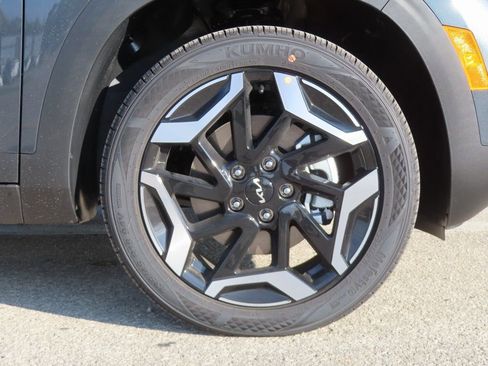 New 2026 Kia Seltos SX w/ SX Sunroof Package image 17