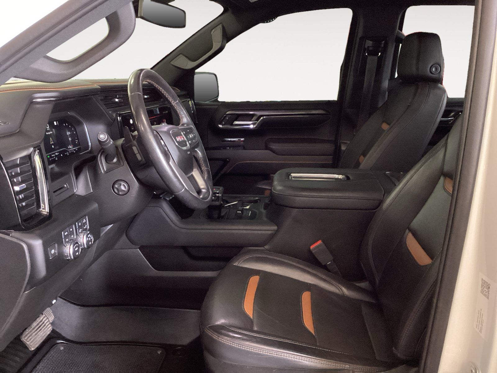 Used 2022 GMC Sierra 1500 AT4 AWD/4WD image 9