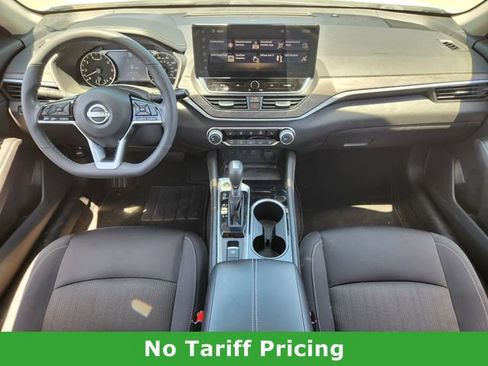 Certified 2024 Nissan Altima 2.5 SV w/ SV Premium Package FWD image 26