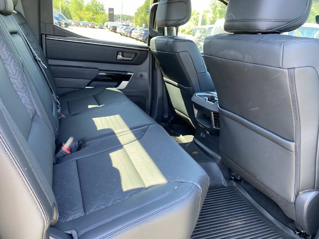 Used 2025 Toyota Tundra Limited AWD/4WD image 24
