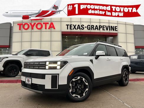 Used 2025 Hyundai Santa Fe SEL image 1