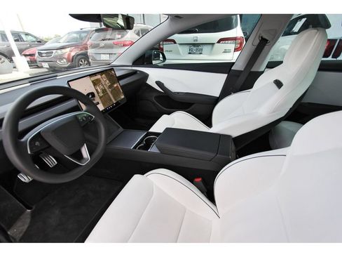 Used 2024 Tesla Model 3 Performance AWD/4WD image 27