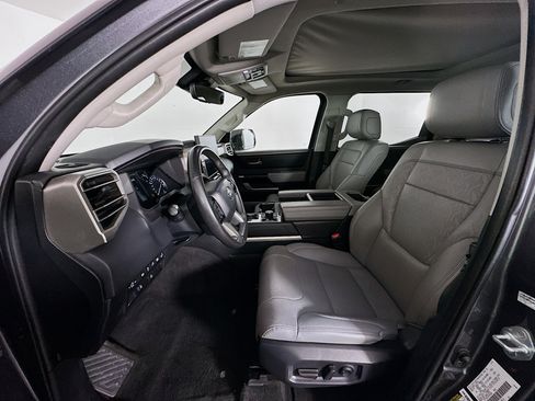 Used 2023 Toyota Tundra Limited image 13