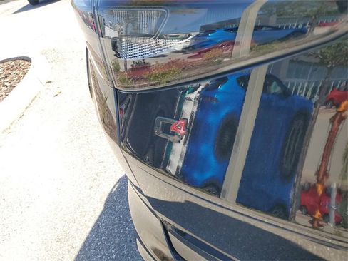 New 2024 Alfa Romeo Stelvio Quadrifoglio image 5