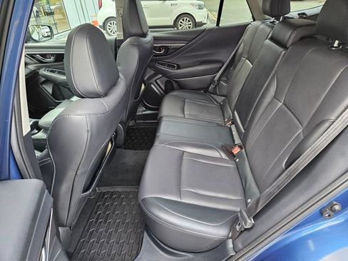 Used 2022 Subaru Outback Limited AWD/4WD image 14