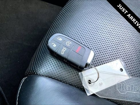 Used 2023 Chrysler 300 S w/ Comfort Group image 34