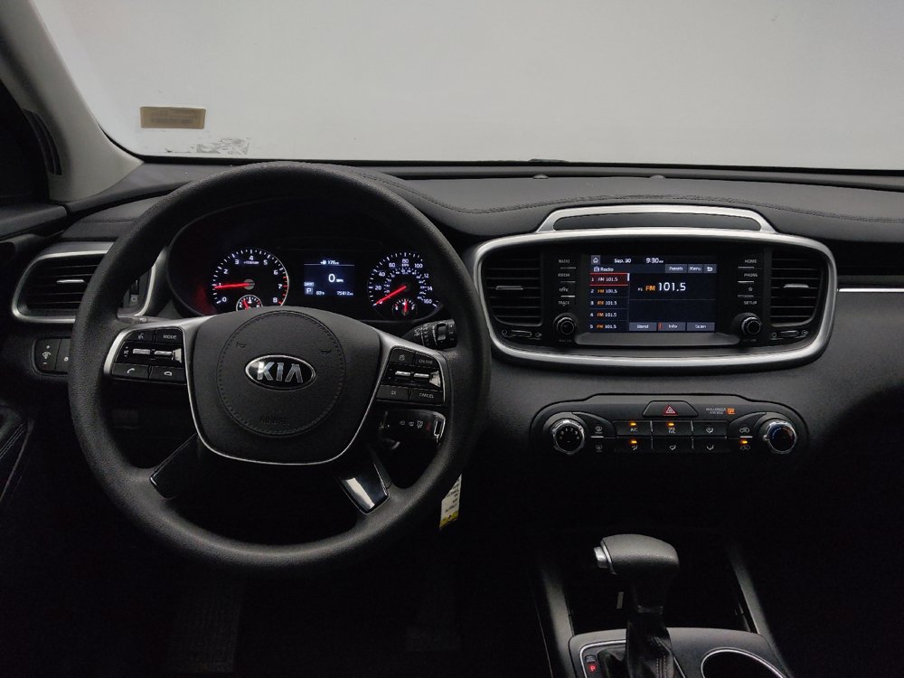 Used 2019 Kia Sorento AWD image 22