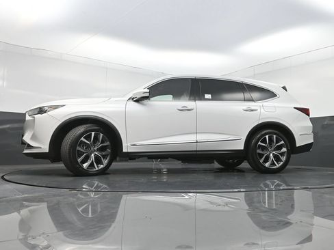 Used 2023 Acura MDX w/ Technology Package AWD/4WD image 33