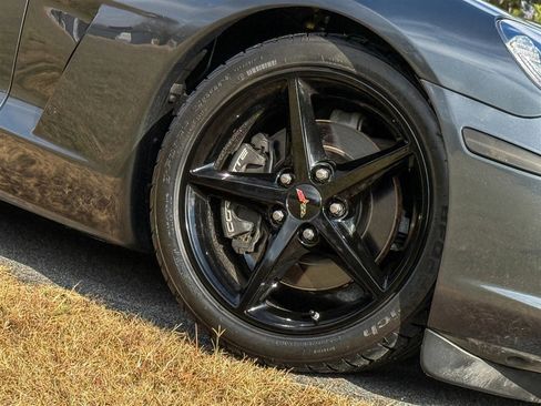 Used 2013 Chevrolet Corvette Convertible image 34