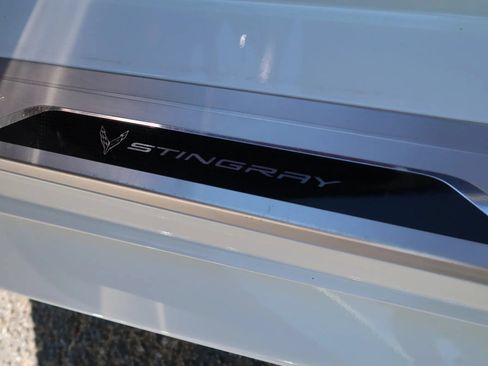 Used 2021 Chevrolet Corvette Stingray Premium Cpe w/ Battery Protection Package RWD image 39