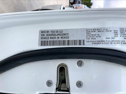 Used 2024 RAM 2500 Big Horn image 36