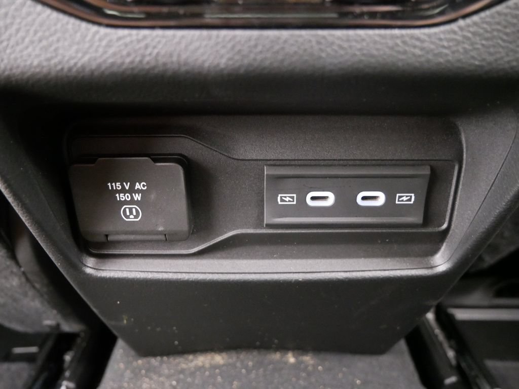 New 2026 Jeep Grand Cherokee Altitude AWD/4WD image 16
