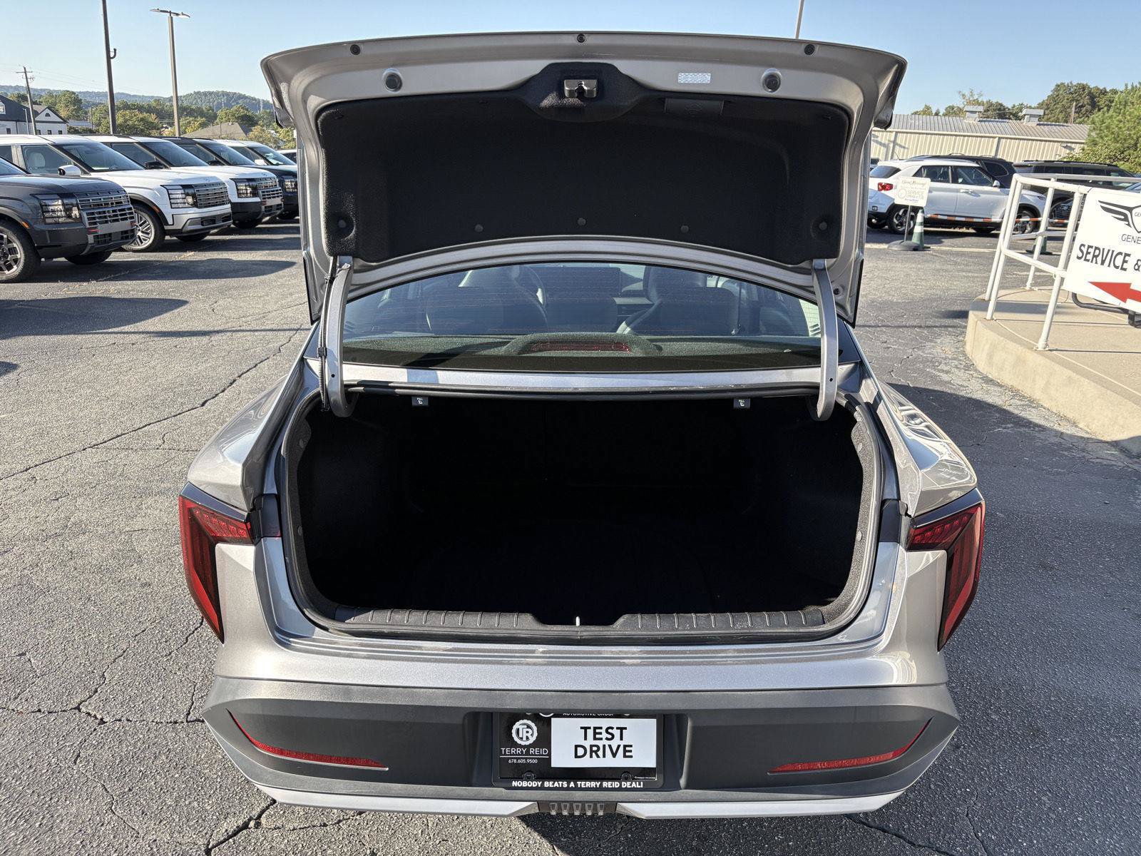 Used 2025 Kia K4 FWD image 11