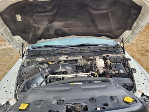 Used 2013 RAM 2500 Tradesman w/ HD Snow Plow Prep Group image 16