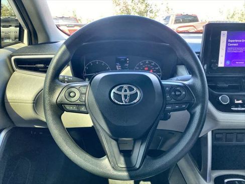 Certified 2023 Toyota Corolla Cross L AWD/4WD image 14