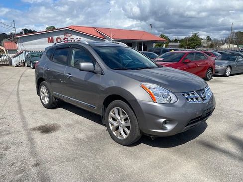 Used 2011 Nissan Rogue SV w/ SL Pkg image 4