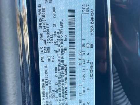 Used 2022 Ford F150 Lariat w/ Equipment Group 502A High image 19