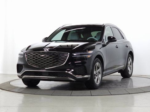 Used 2026 Genesis GV70 2.5T Advanced w/ G1 Accessory Package AWD/4WD image 3