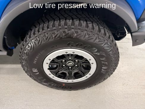 Used 2023 Ford Bronco Badlands AWD/4WD image 6