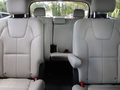 Used 2022 Kia Telluride SX w/ Towing Package FWD image 65