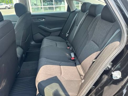Certified 2023 Honda Accord EX image 20
