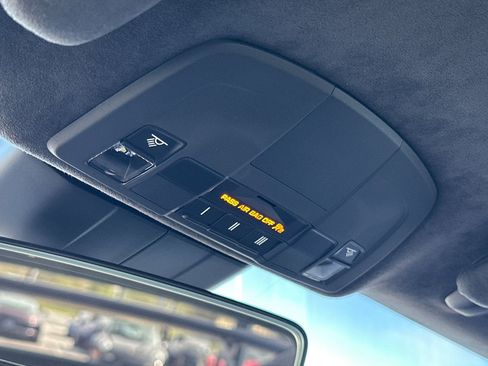 Certified 2019 Porsche 911 GT2 RS RWD image 19