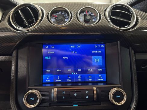 Used 2021 Ford Mustang Shelby GT500 w/ Technology Package RWD image 25