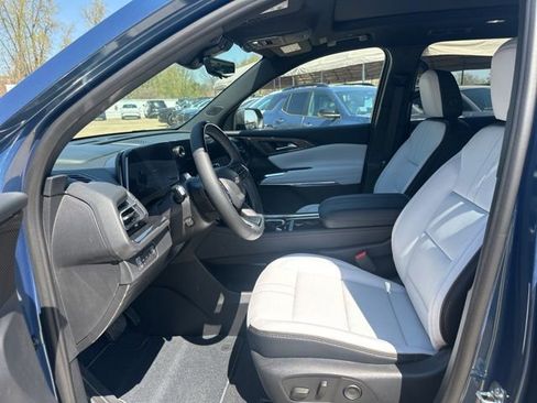 New 2026 Chevrolet Traverse High Country image 10