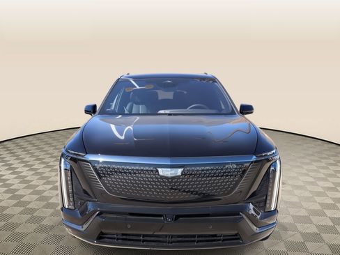New 2026 Cadillac Vistiq Sport image 9