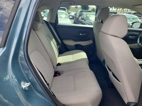Certified 2025 Honda HR-V LX image 9