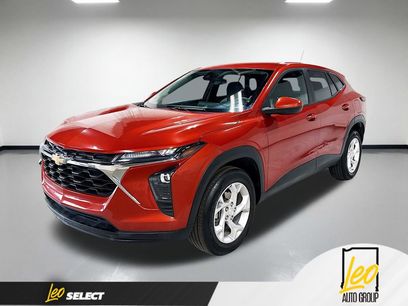 Used 2024 Chevrolet Trax LS w/ LS Convenience Package