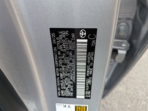 Used 2025 Toyota Prius LE image 33