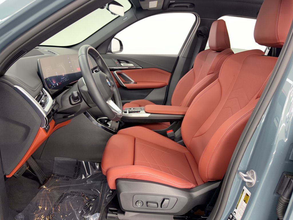 Certified 2026 BMW X1 xDrive28i AWD/4WD image 5