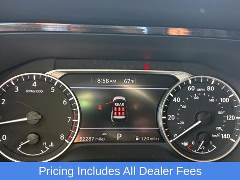 Used 2024 Nissan Pathfinder SV AWD/4WD image 8