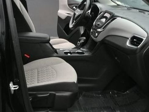 Used 2022 Chevrolet Equinox LT FWD image 15
