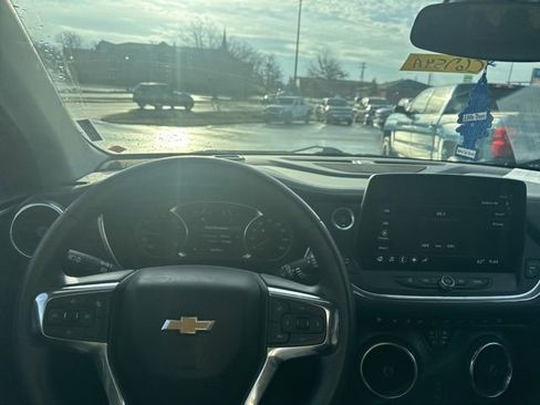 Used 2023 Chevrolet Blazer LT image 30