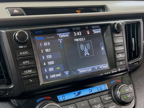 Used 2016 Toyota RAV4 XLE FWD image 14