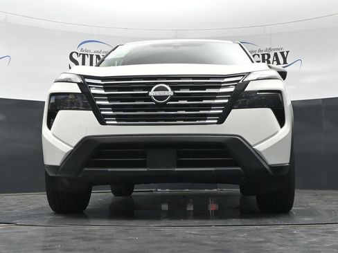 Used 2024 Nissan Rogue S FWD image 30