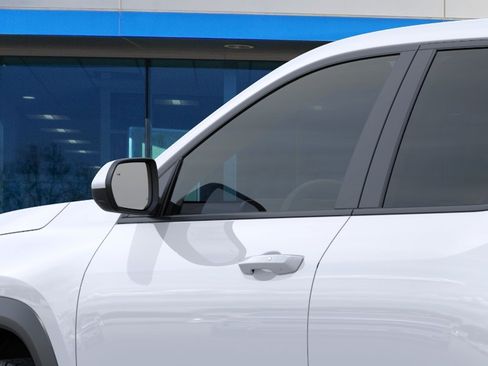 New 2026 Chevrolet Equinox LT FWD image 12