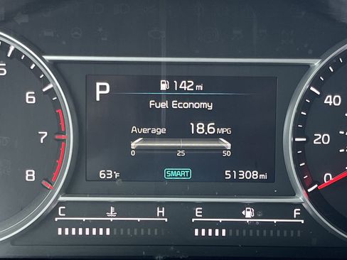 Used 2023 Kia Sorento S FWD image 9