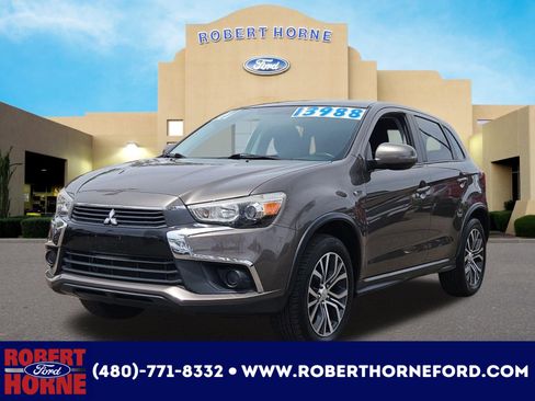 Used 2017 Mitsubishi Outlander Sport ES FWD image 1