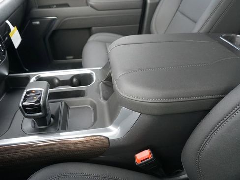 Used 2023 Ford F350 Lariat image 33