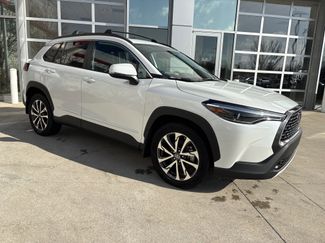 Used 2023 Toyota Corolla Cross XLE w/ Convenience Package video 2